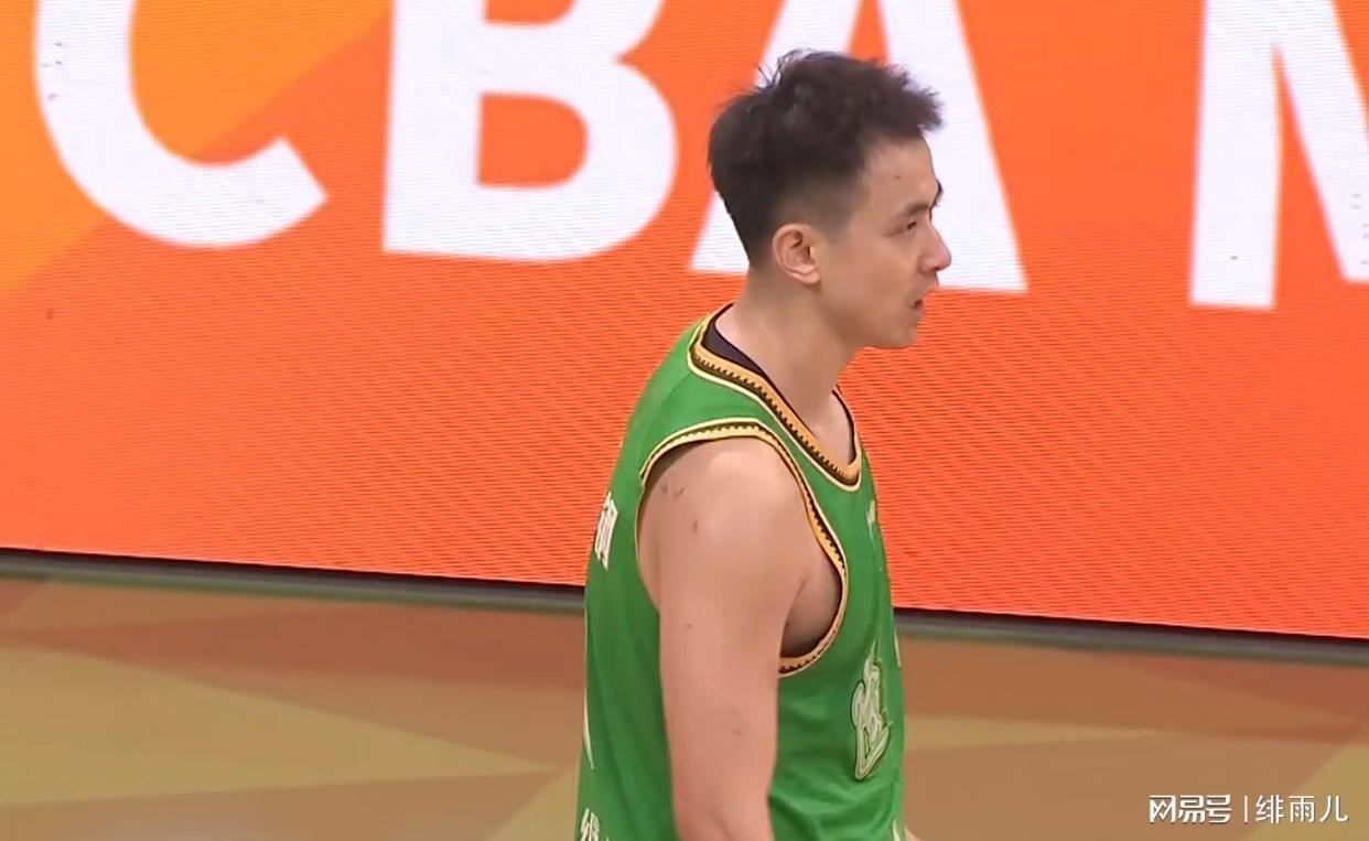 世界杯比赛在线观看入口-逼走赵继伟?辽宁队“8打5”狂输山东男篮,杨鸣恐无缘季后赛!